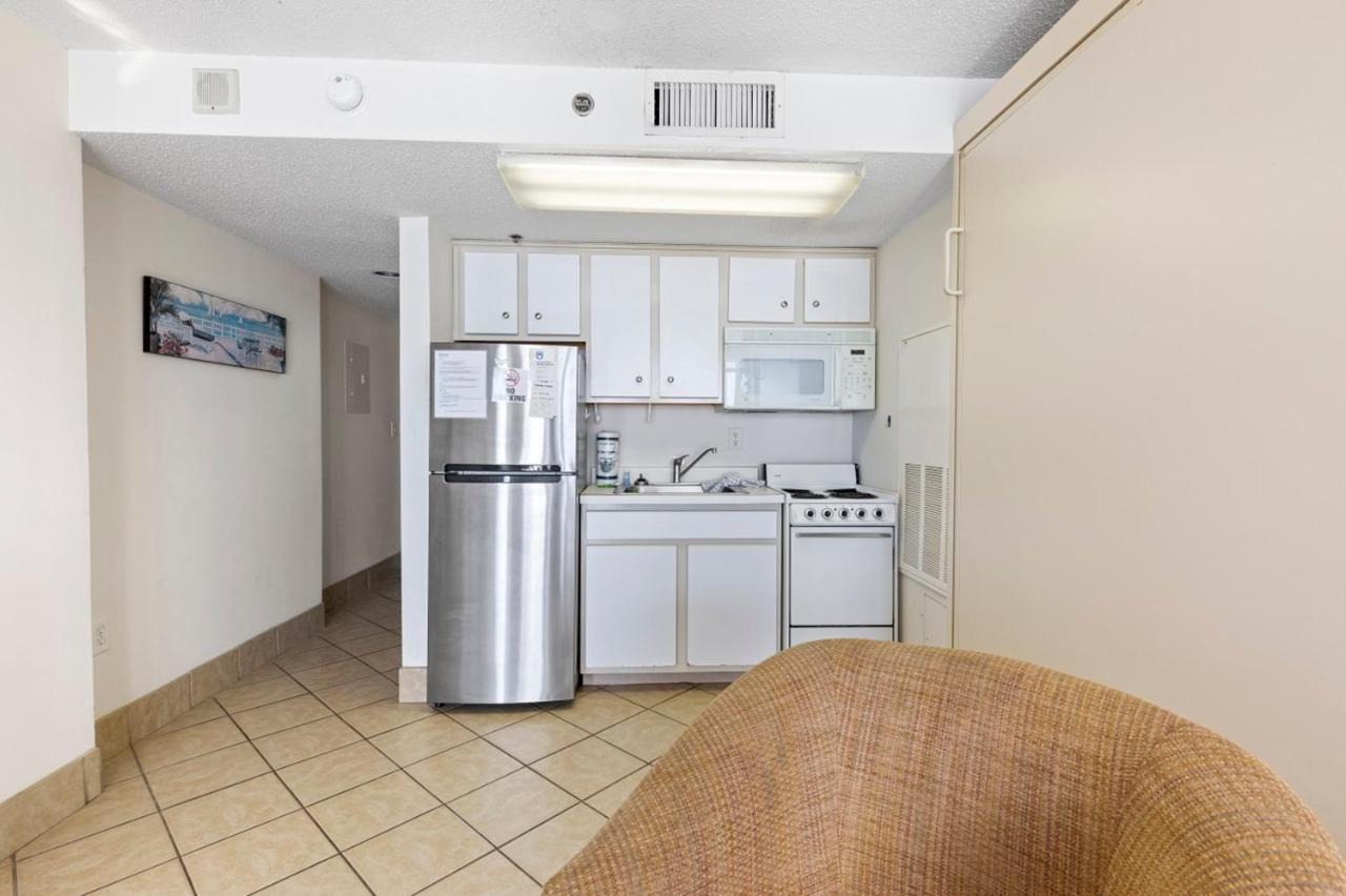 Beachfront Condo W Balcony In Myrtle Beach Exterior photo